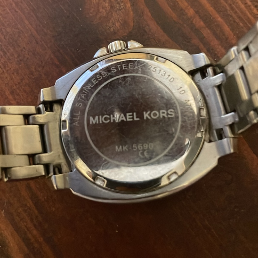 Silver Michael Kors watch with rhinestones - Picture 4 of 4